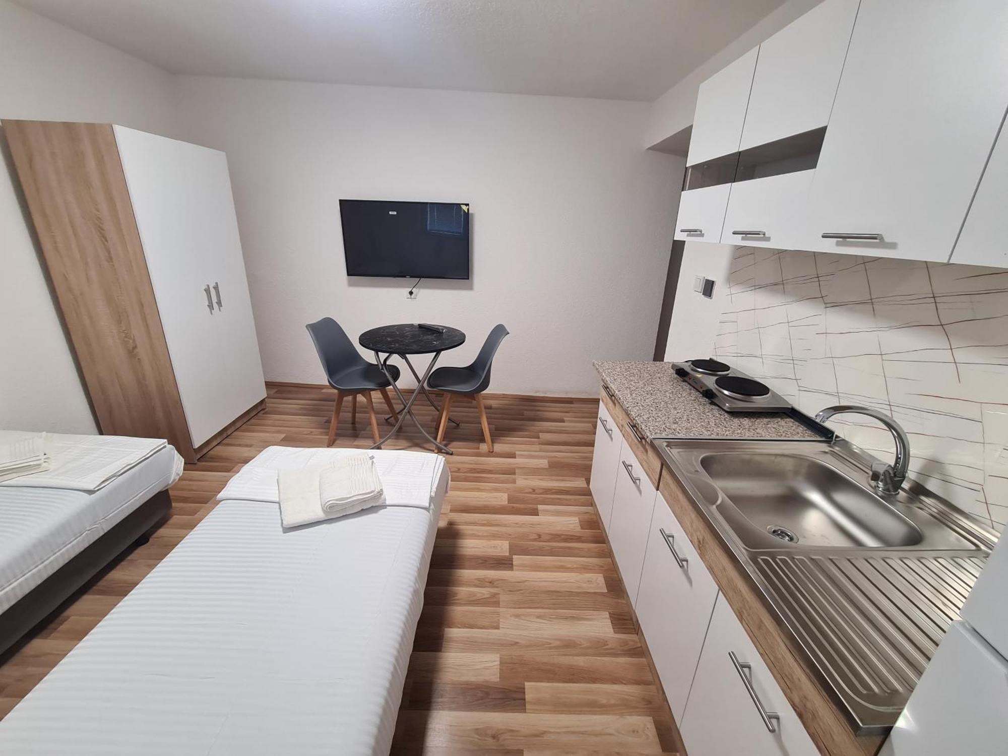 Solar Apartment *